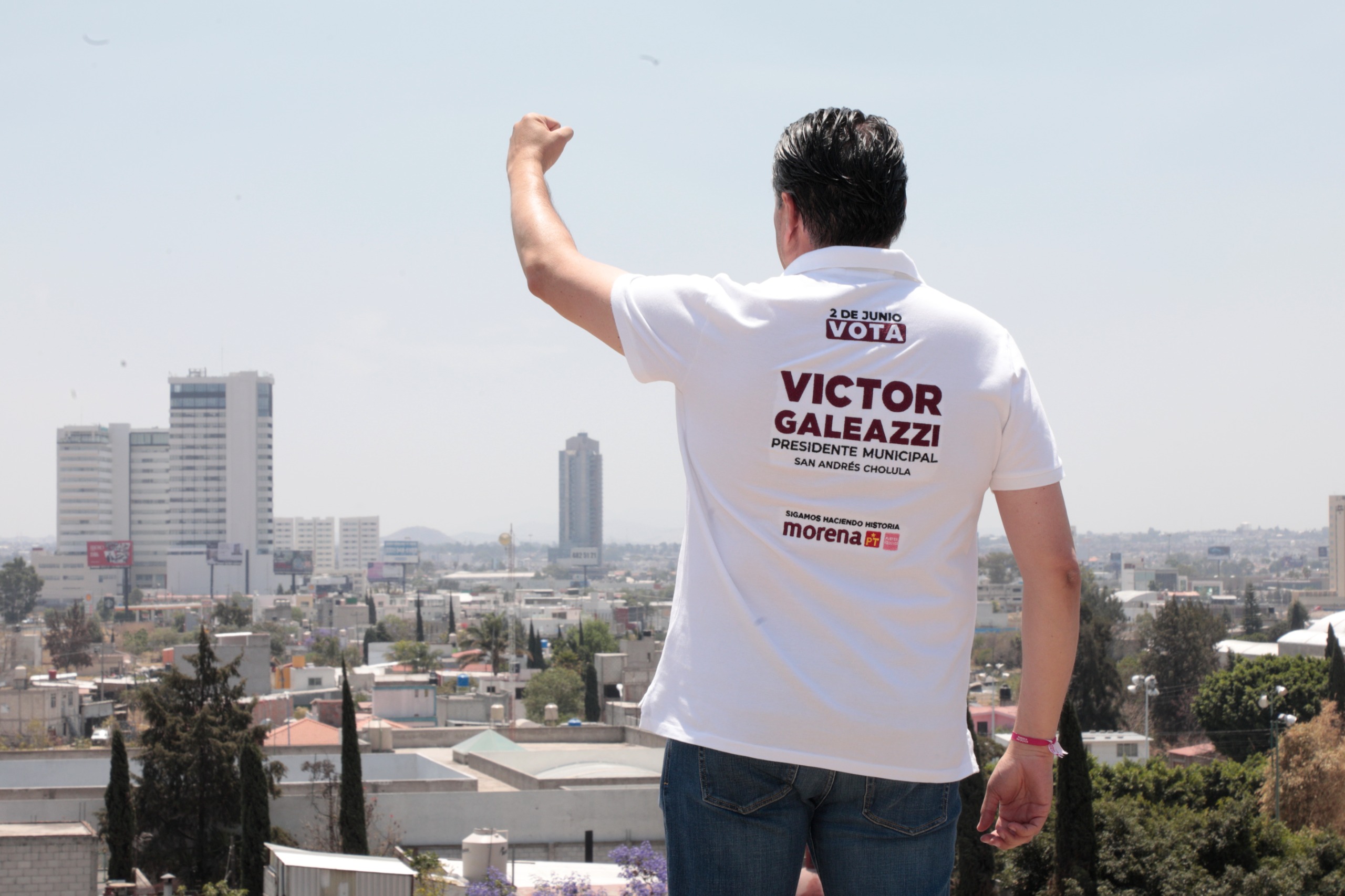 Víctor Galeazzi refuerza compromiso con seguridad y reconstrucción social en Tlaxcalancingo