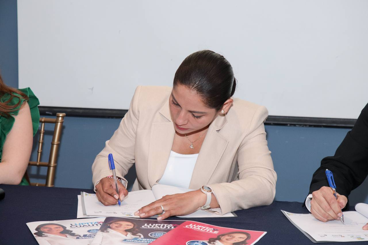 Lupita Cuautle firma compromiso por el desarrollo sustentable y acción climática ante Consejo Internacional para Iniciativas Ambientales Locales