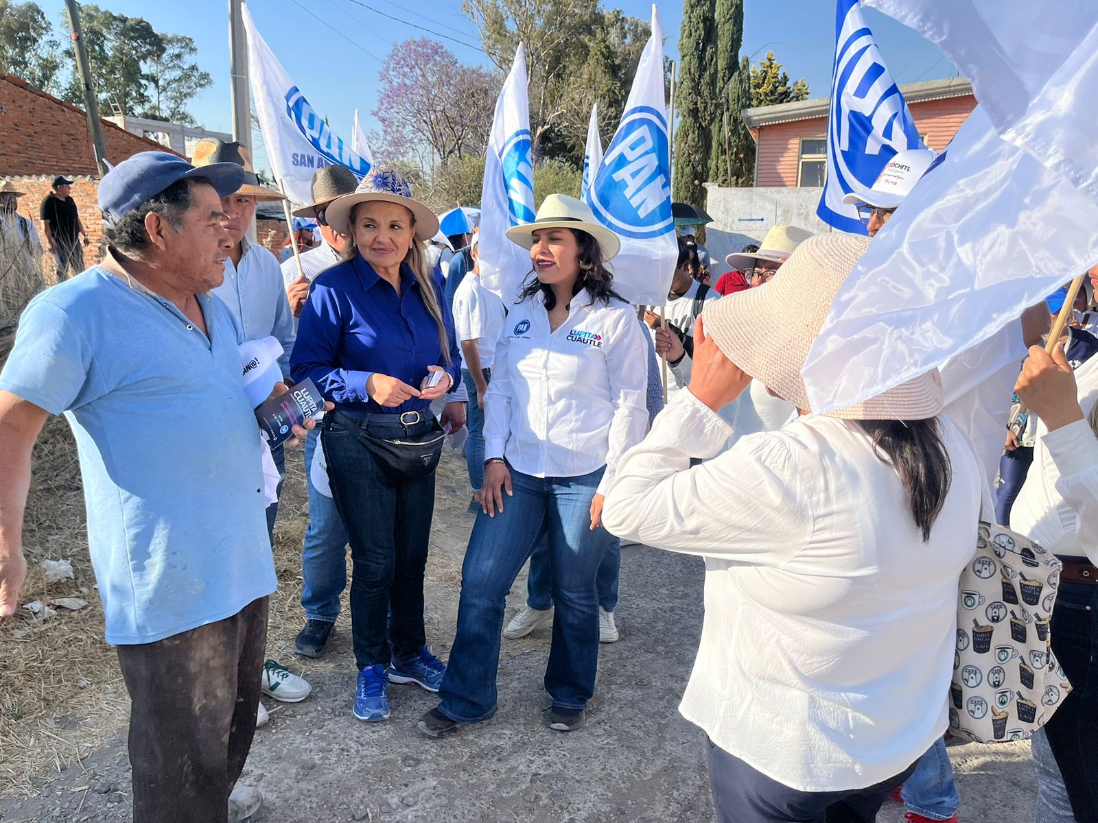 Expresa disposición para participar en debate Dolores Parra