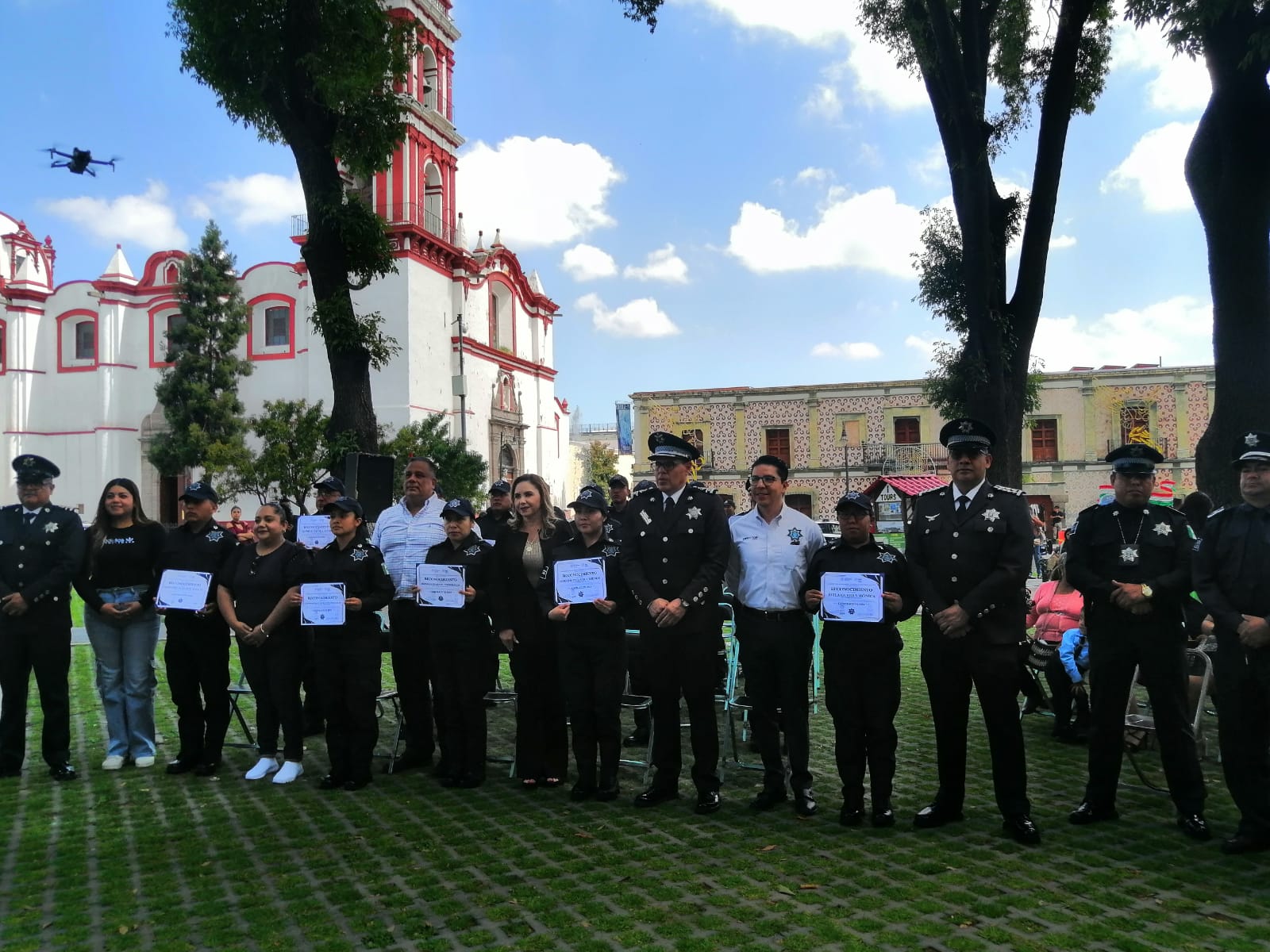 Encabeza Paola Angon entrega de patrullas y graduación de cadetes en San Pedro Cholula