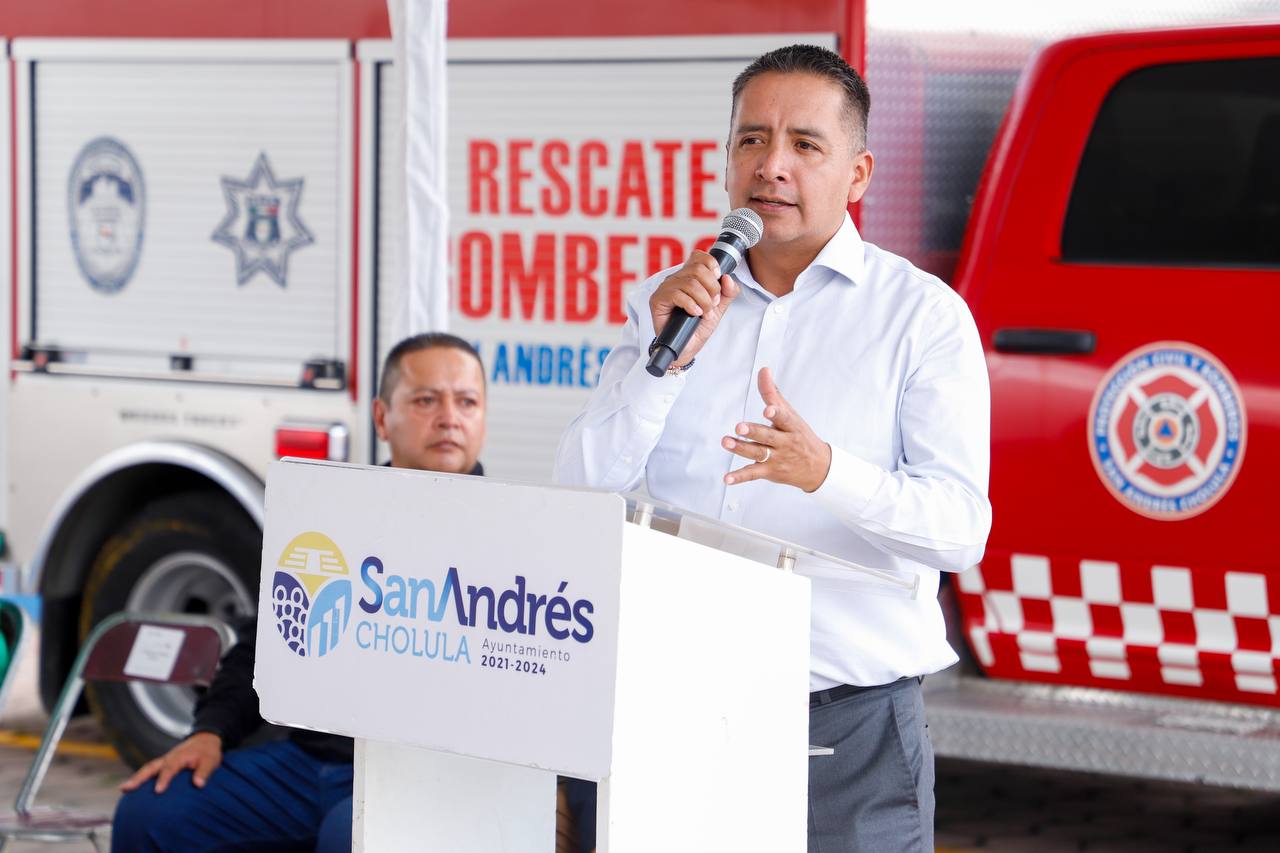 Las palabras quedan cortas para agradecerles: Reconoce Mundo Tlatehui a bomberas y bomberos  