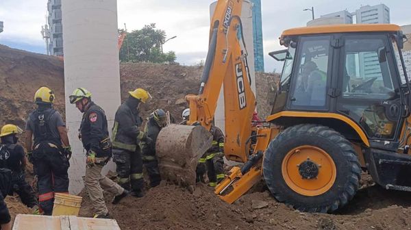 Culminan labores de rescate de cuerpos de dos hombres que trabajaban en obra de intersección Periférico Ecológico y Vía Atlixcáyotl 