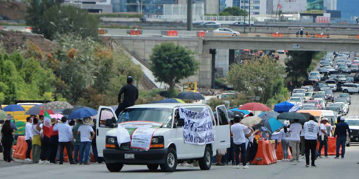 Trabajadores del Poder Judicial Federal marchan contra la reforma judicial en Puebla