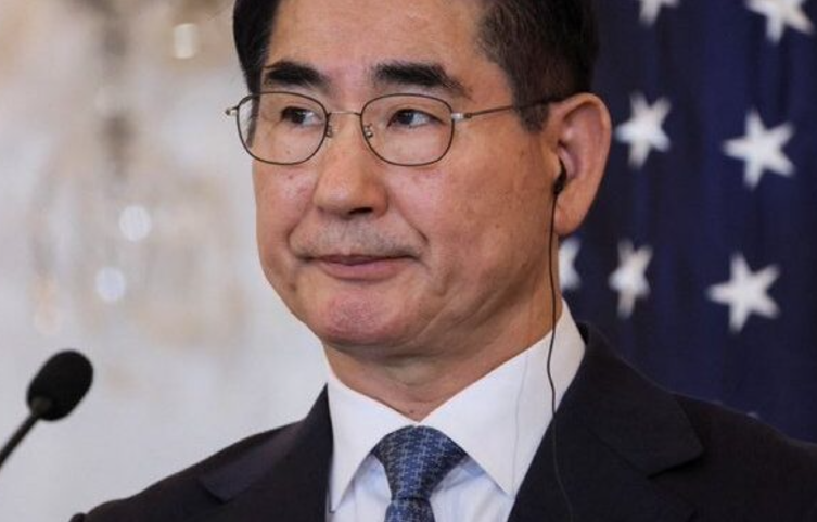 Ministro de Defensa de Corea del Sur renuncia por la polémica ley marcial
