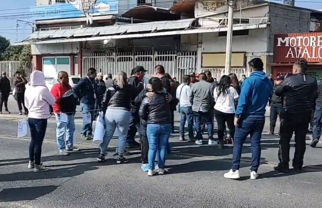 Bloqueo en la carretera México-Pachuca: Exigen búsqueda de desaparecido