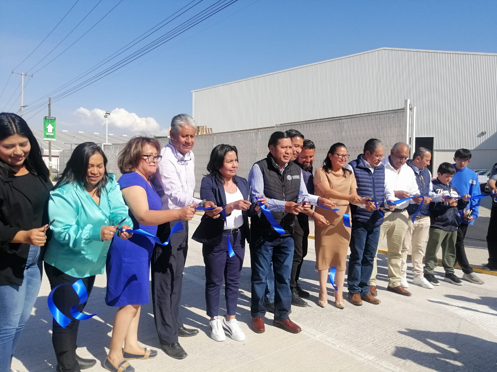 Con inversión superior a 3.5 mdp inauguran pavimentación en calle Tlaxcala