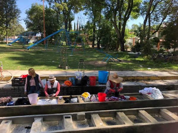 Gemma Gracian rememora su infancia en los lavaderos de Santa Bárbara Almoloya