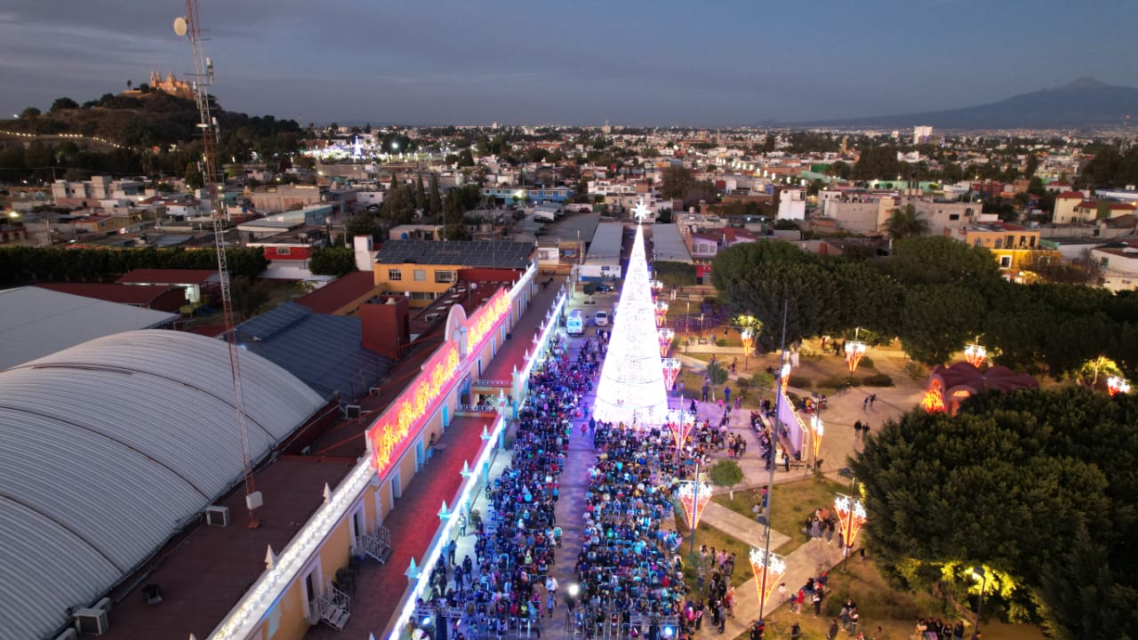 Mundo Tlatehui y Lupita Cuautle clausuran el programa “Contigo y con los Reyes Magos Hacemos Futuro”