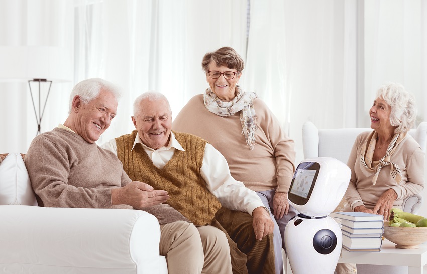 Inteligencia artificial y tercera edad: ¿pueden los robots cuidar de nuestros mayores?