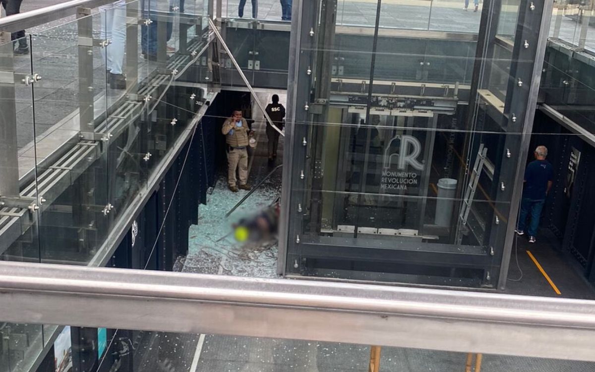 Trabajador de mantenimiento pierde la vida tras caer del Monumento a la Revolución 