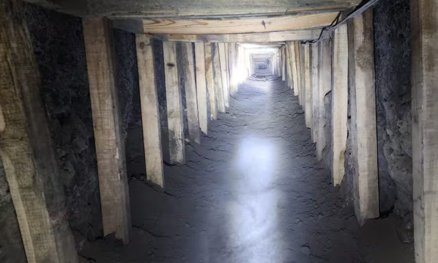 Encuentran túnel ilegal de 85 metros para huachicol