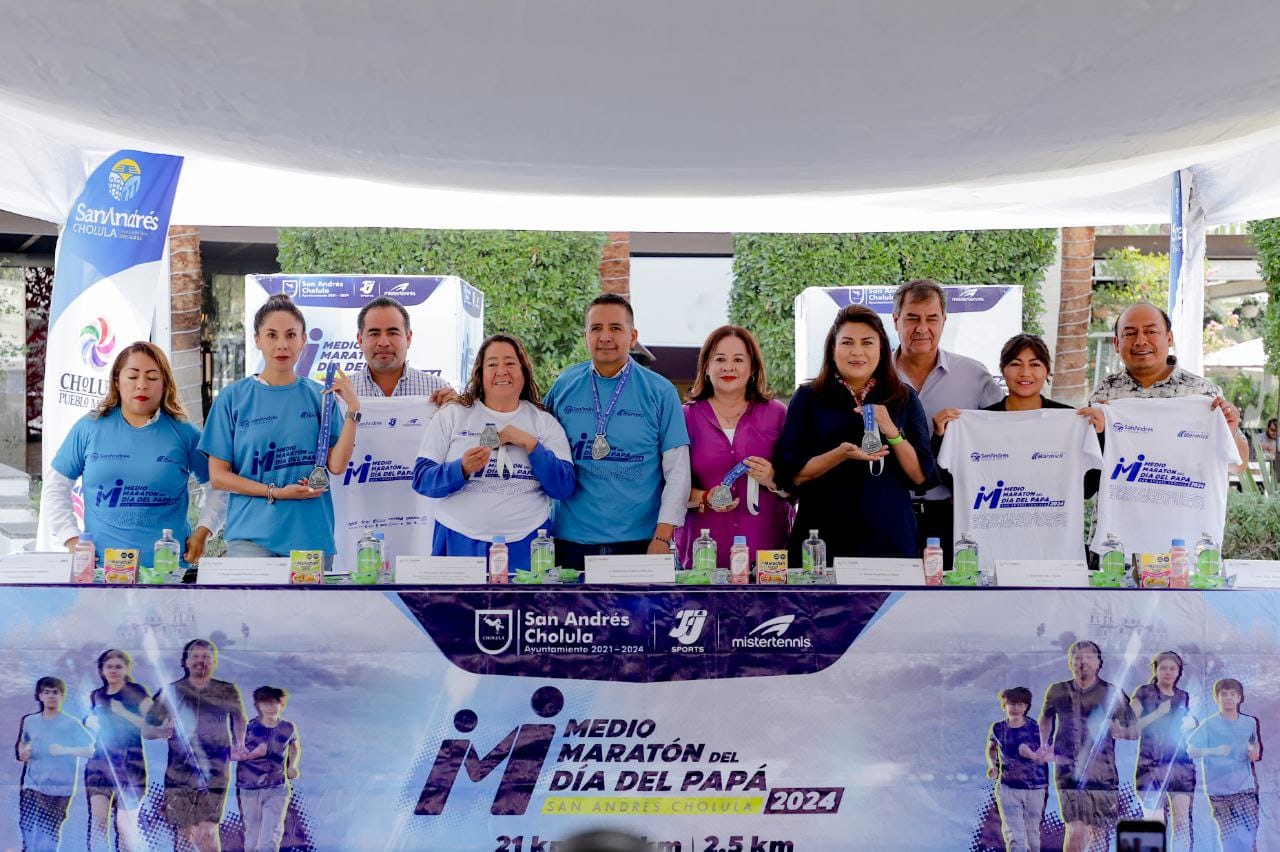 Presenta ETP playera y medall 3