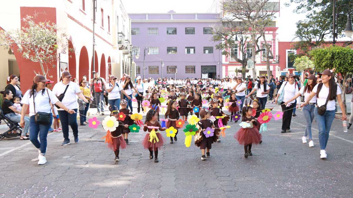 Atlixco se llenó de alegría tras desfile de primavera