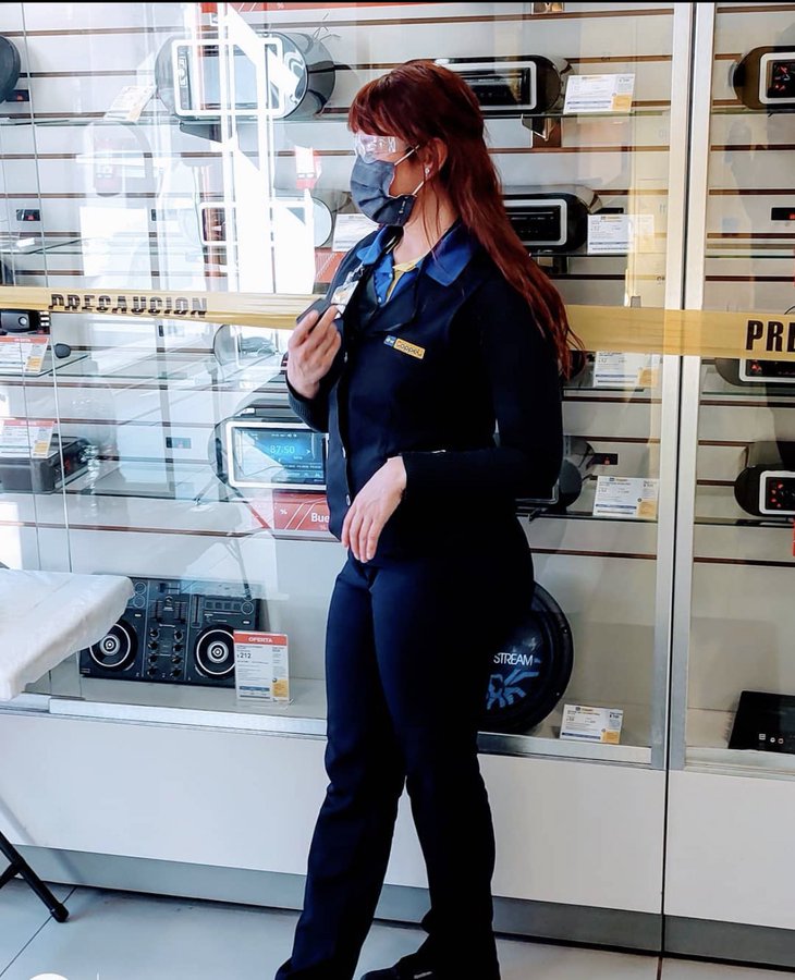 Asesinan a una joven en un baño de Coppel