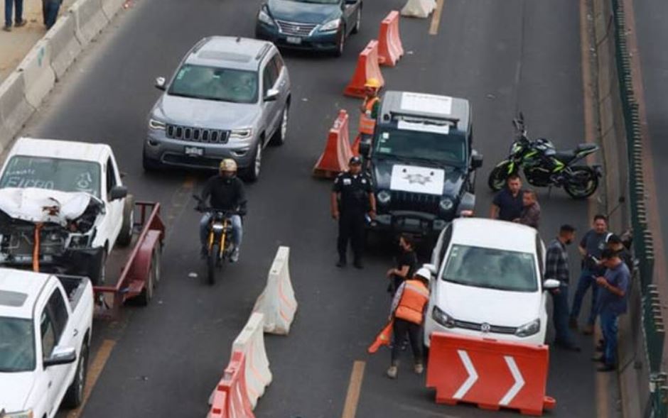 Tragedia en la autopista: muere policía mexiquense en accidente de moto
