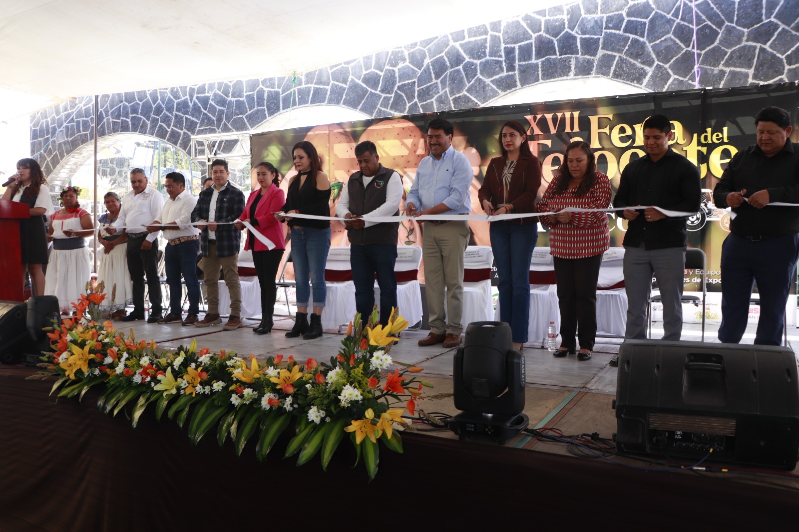 Omar Muñoz acude a la inauguración de la Feria del Tejocote 