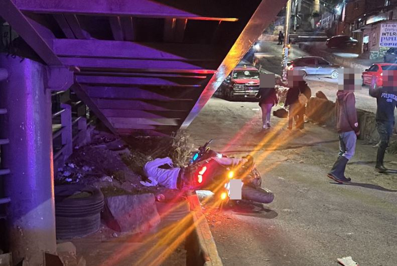 Comando armado asesina a joven en motocicleta en Nicolás Romero, Edomex