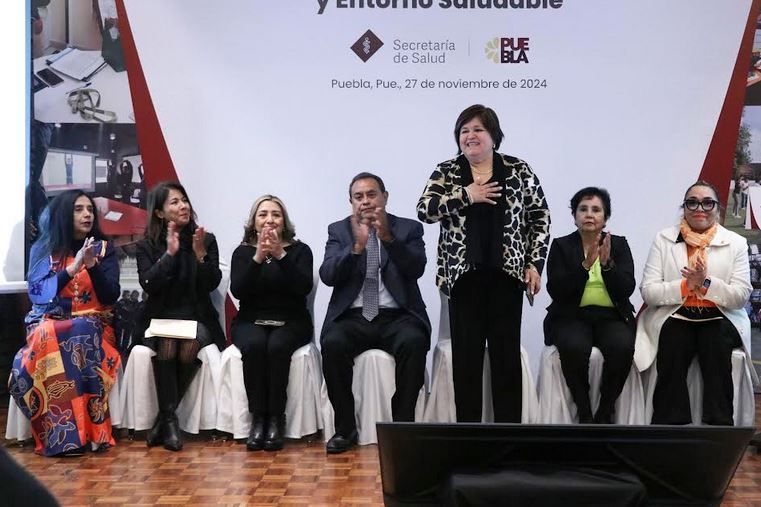 18 empresas de Puebla reciben certificación por promover salud laboral