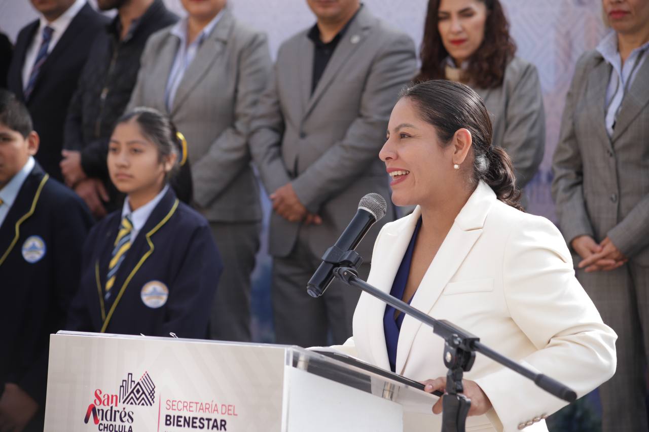 lupita cuautle preside ceremonia cívica noviembre 3