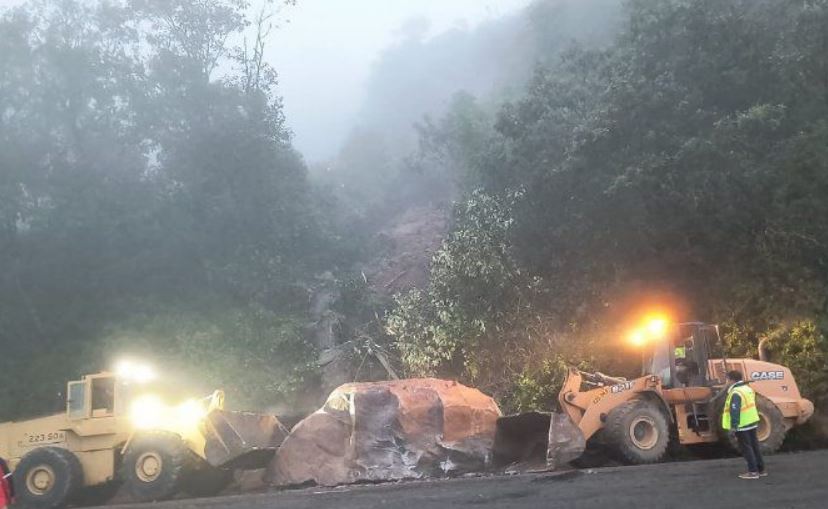 Autopista 150D cerrada parcialmente por derrumbe: precauciones y desvíos