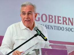 Rubén Rocha, gobernador de Sinaloa, pide confianza a senadores de Morena tras señalamientos sobre vínculos con el Cártel de Sinaloa