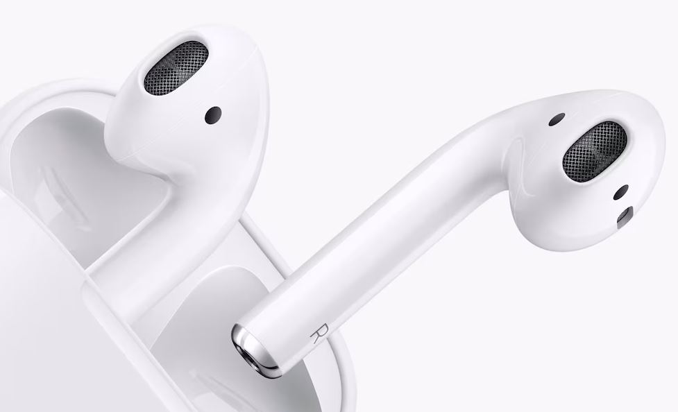 Apple podría convertir AirPods en detectores de enfermedades cardíacas en 2025