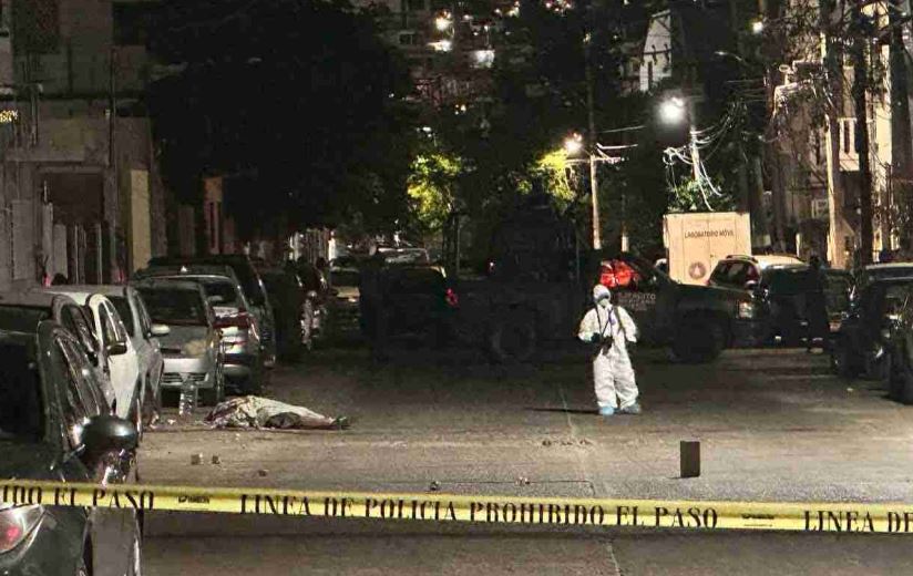 Ataque armado en Acapulco: dos muertos y una mujer herida en playa Caleta