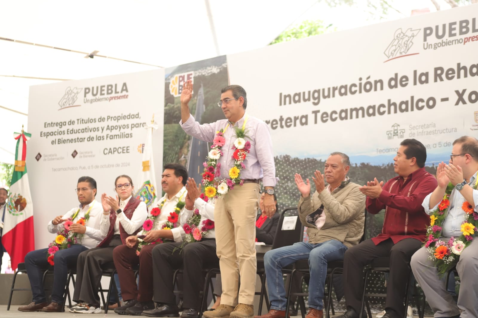 Gobernador invierte 131.6 MDP en obras y apoyos sociales en Puebla