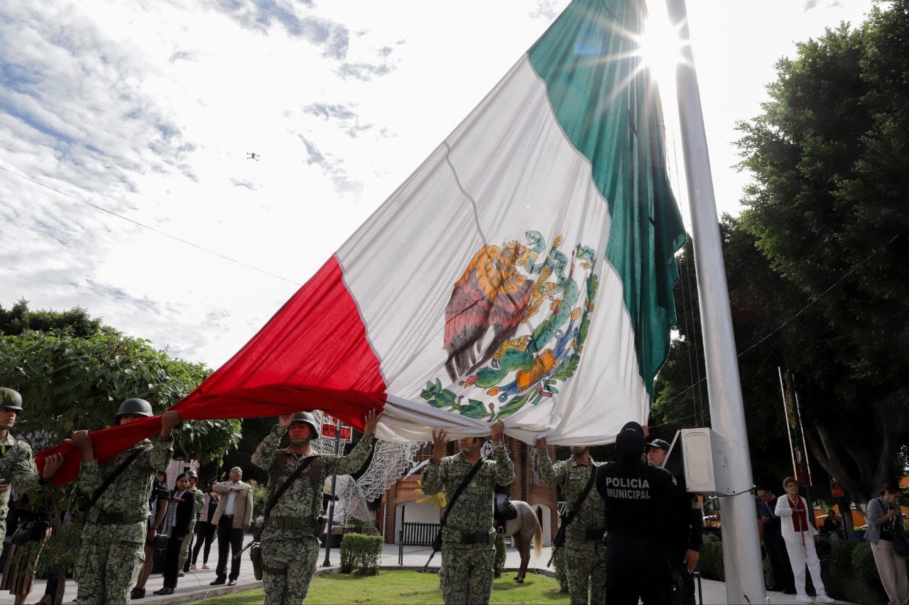 Encabeza Mundo Tlatehui ceremonia cívica en conmemoración de la Gesta Heroica de los Niños Héroes de Chapultepec