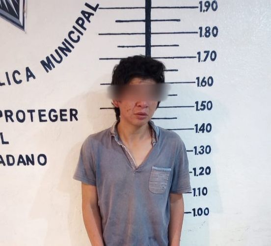 Detienen a sujeto por intento de robo en Santiago Momoxpan