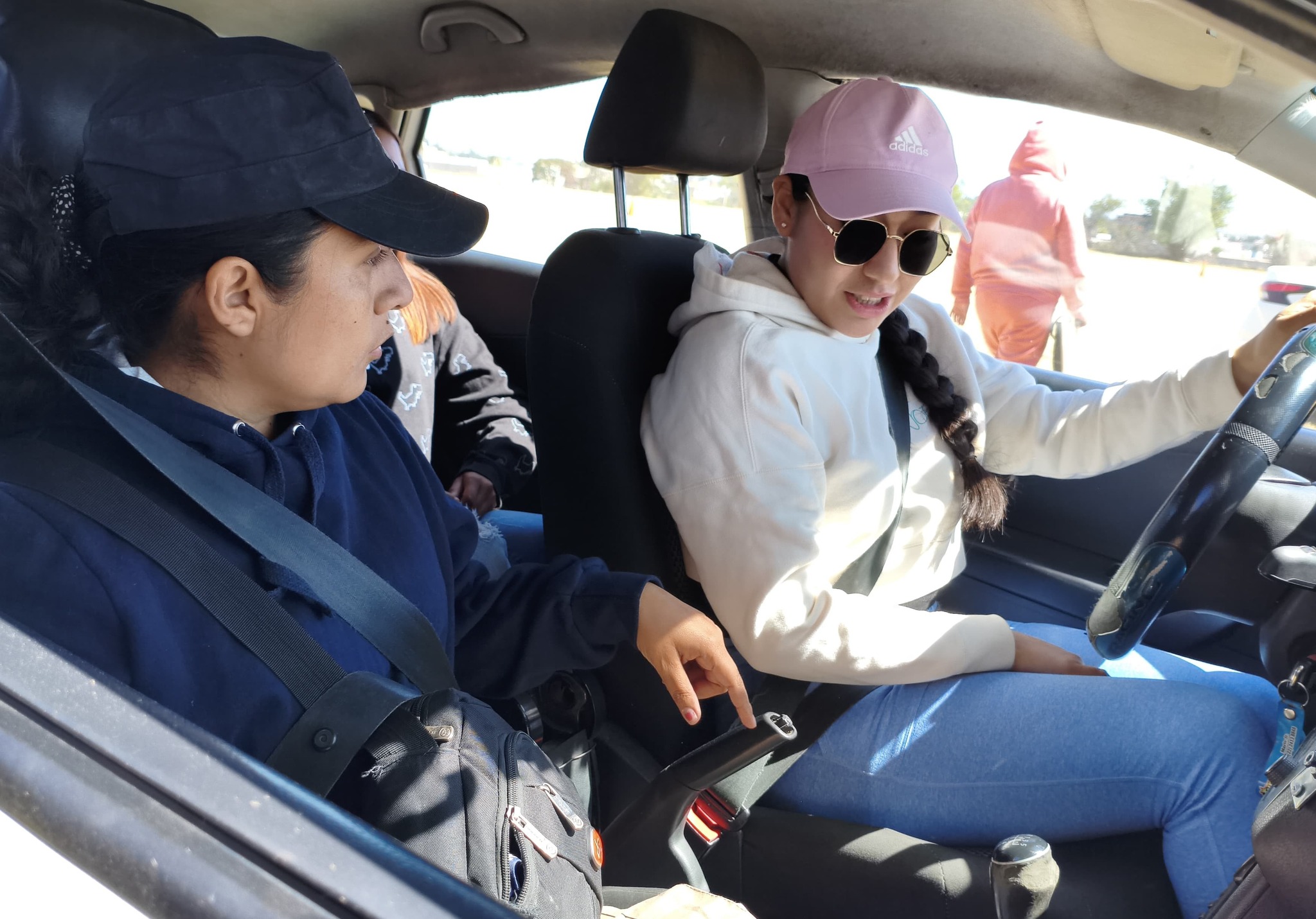 Impulsa SSC Cholula a mujeres con cursos gratuitos de manejo