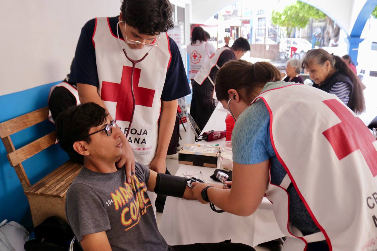 Impulsa Guadlupe Cuautle acciones por la salud en San Antonio Cacalotepec