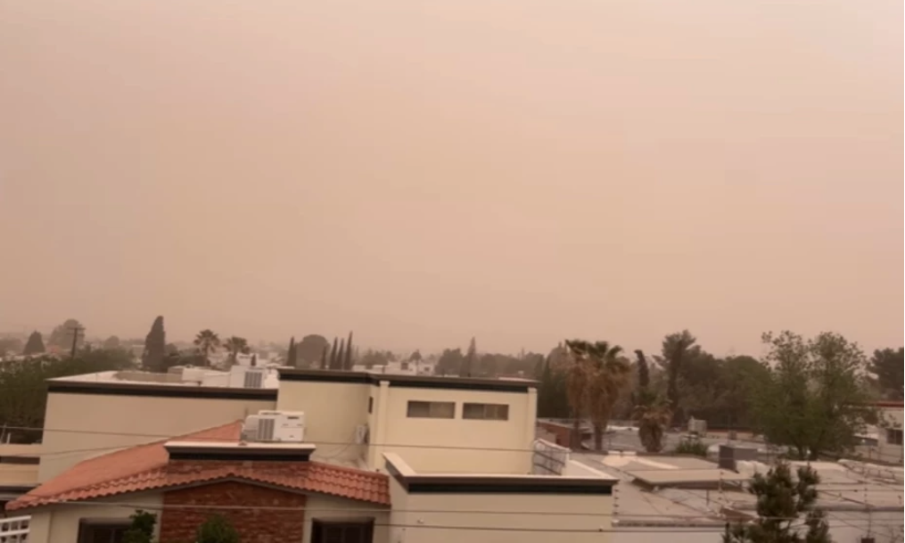 Tormenta de arena cubre Ciudad Juárez este Viernes Santo; alertan precauciones