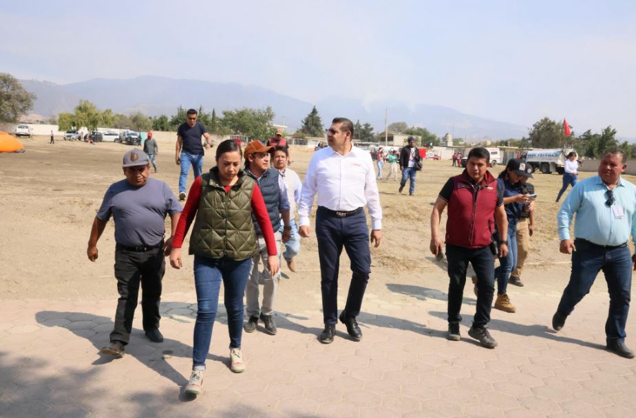 Anuncian refuerzo aéreo con un tercer helicóptero