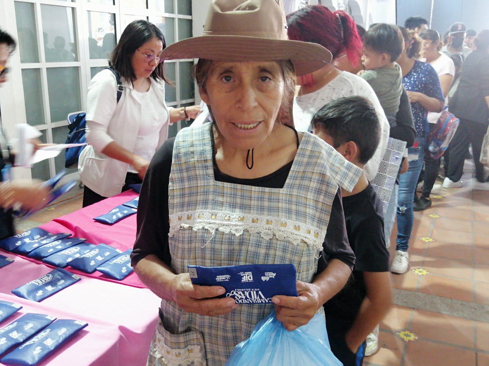 Entregan más de 500 lentes en San Andrés Cholula como parte del programa “Cambiando Vidas con Vista Saludable”