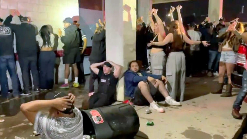 Redada en club de Colorado Springs: 114 detenidos y presencia de militares