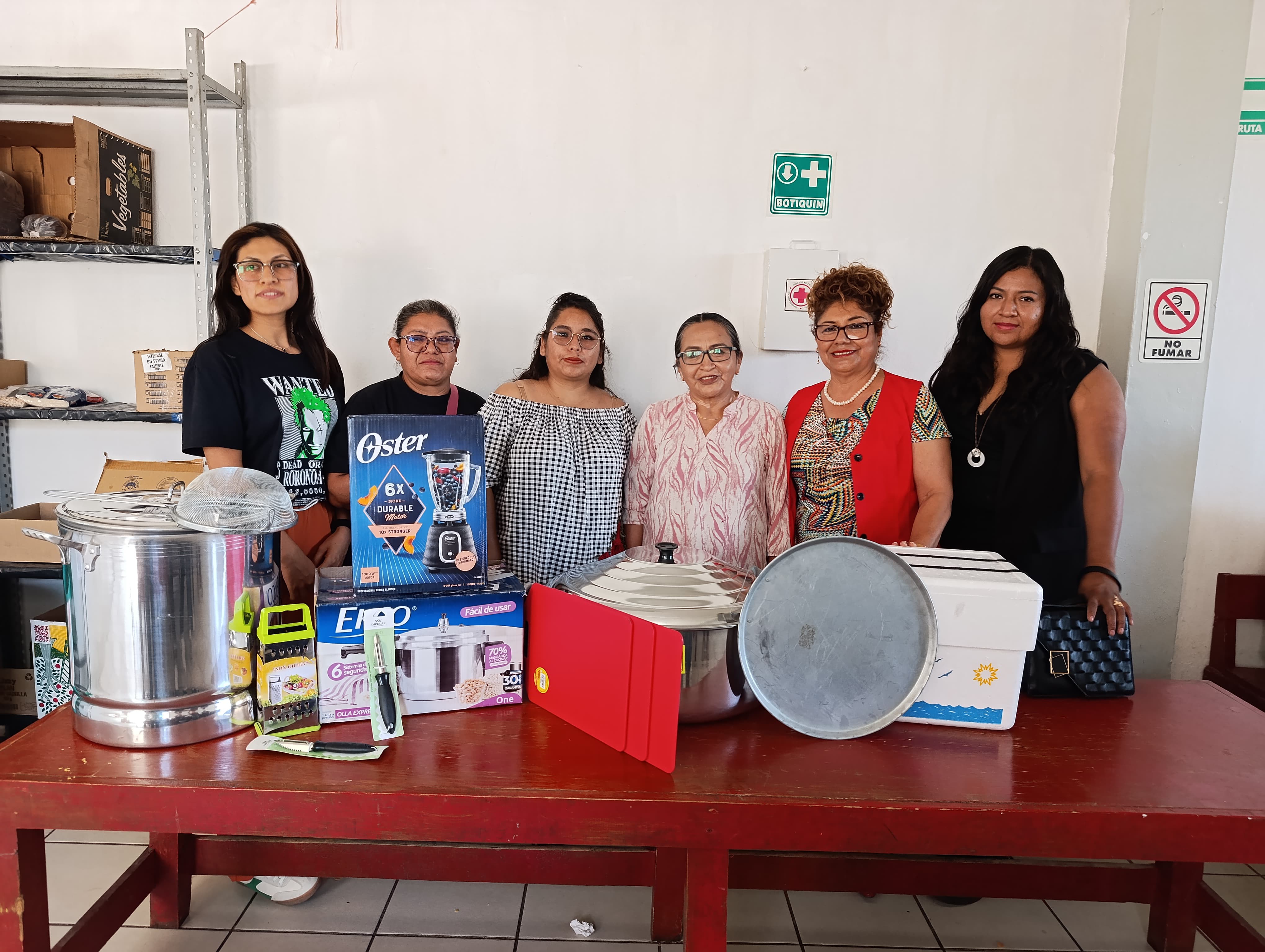 Tere Alfaro continúa dignificando los comedores escolares de Cuautlancingo 