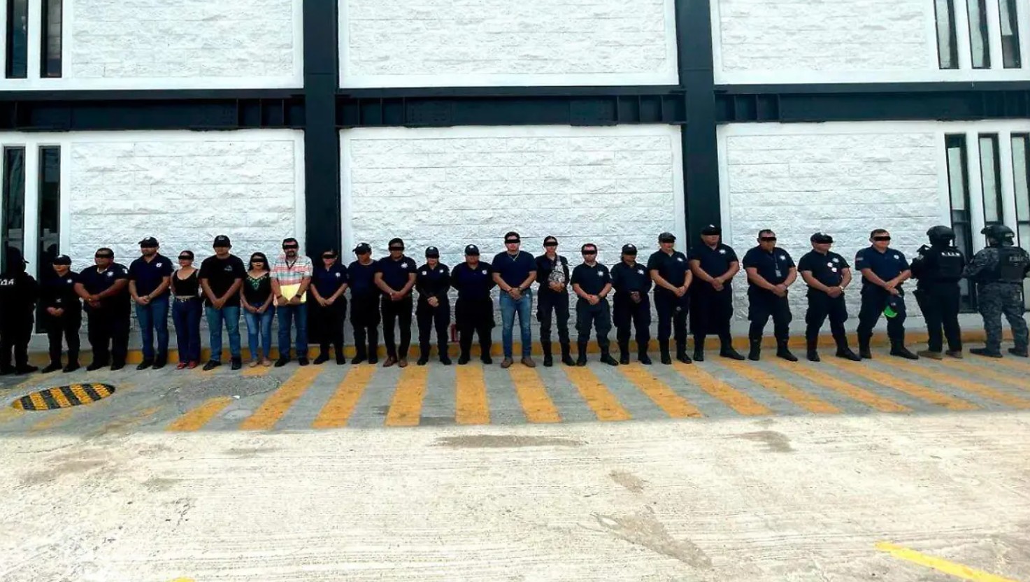 Cateos en Suchiapa, Chiapas, deja 26 detenidos, incluidos 21 policías