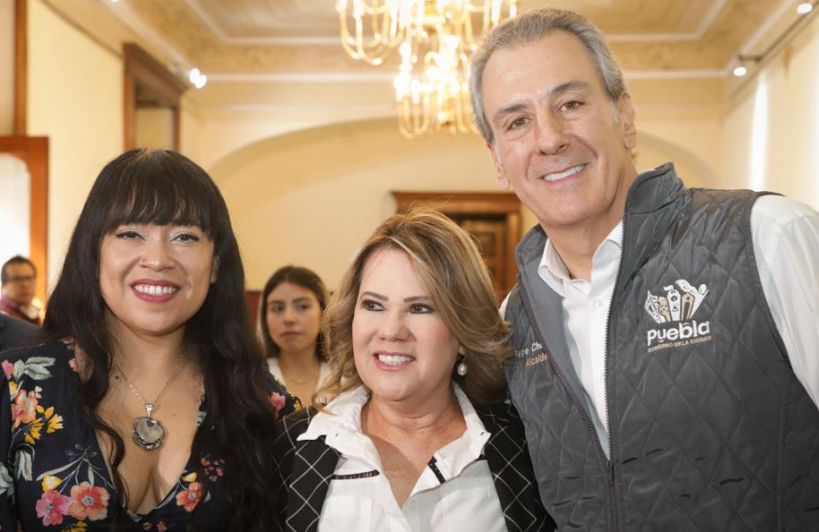 Capacitan a personal del Ayuntamiento de Puebla en bioética para decisiones públicas más humanas