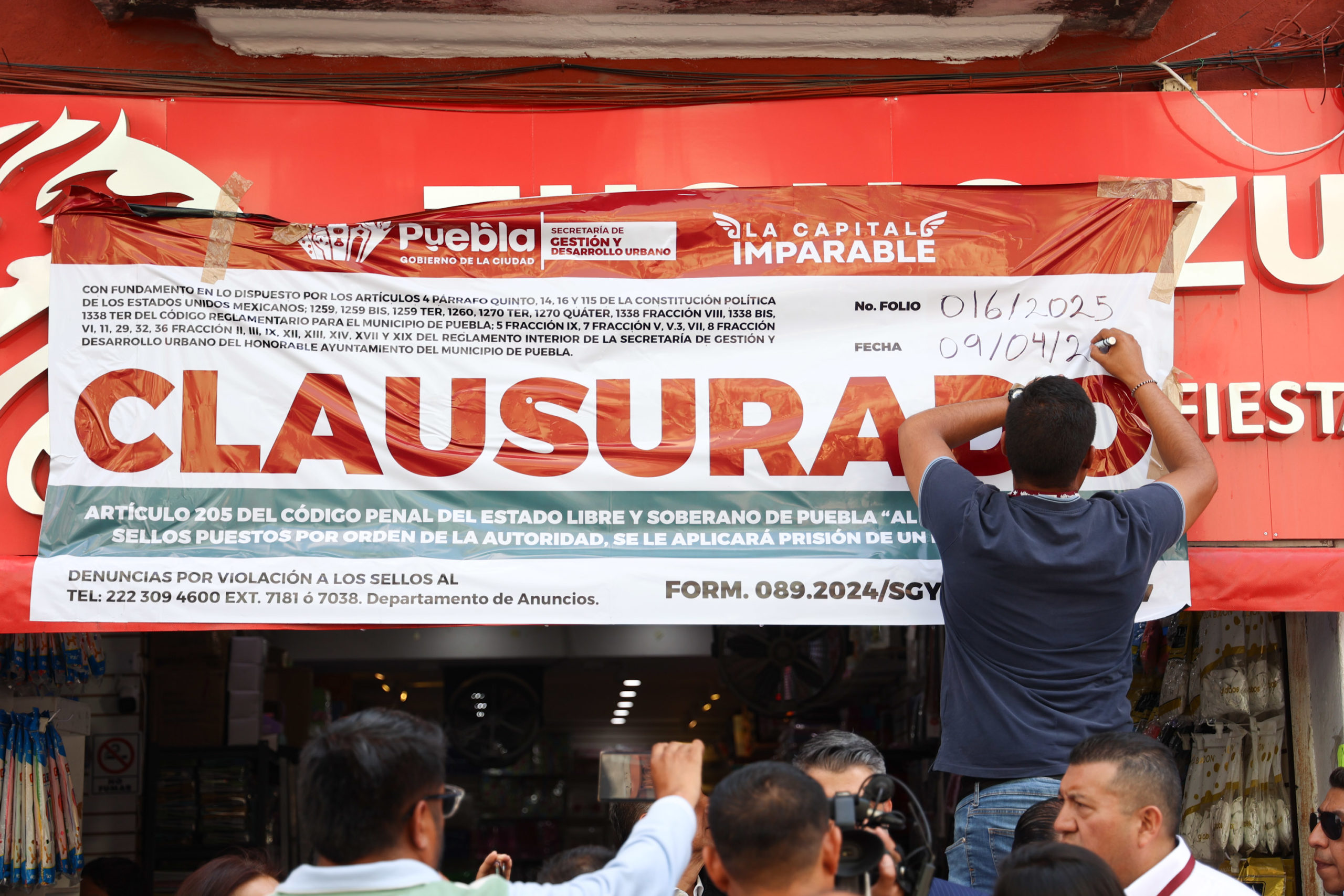 Intensifican operativos contra comercios con productos chinos por irregularidades laborales y administrativas