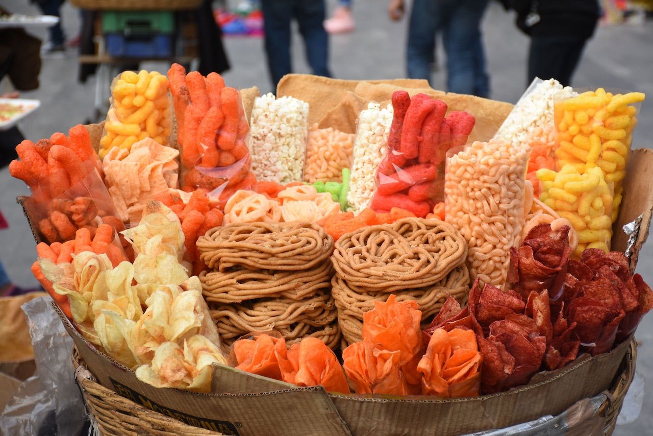 Ayuntamiento de Puebla intensifica operativos contra venta de comida chatarra en zonas escolares