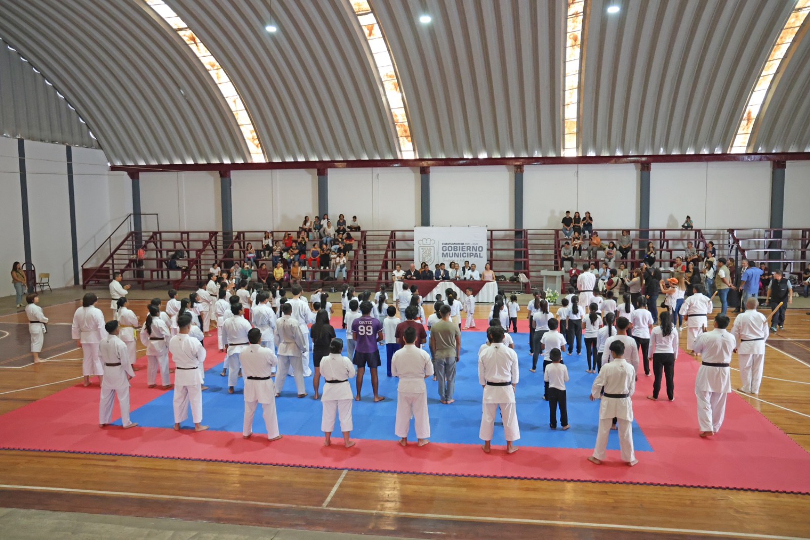escuela de iniciación de karate do 5