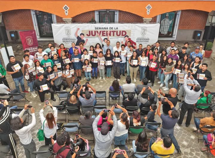 Entrega Gobierno de Cuautlancingo “Premio Municipal de la Juventud”