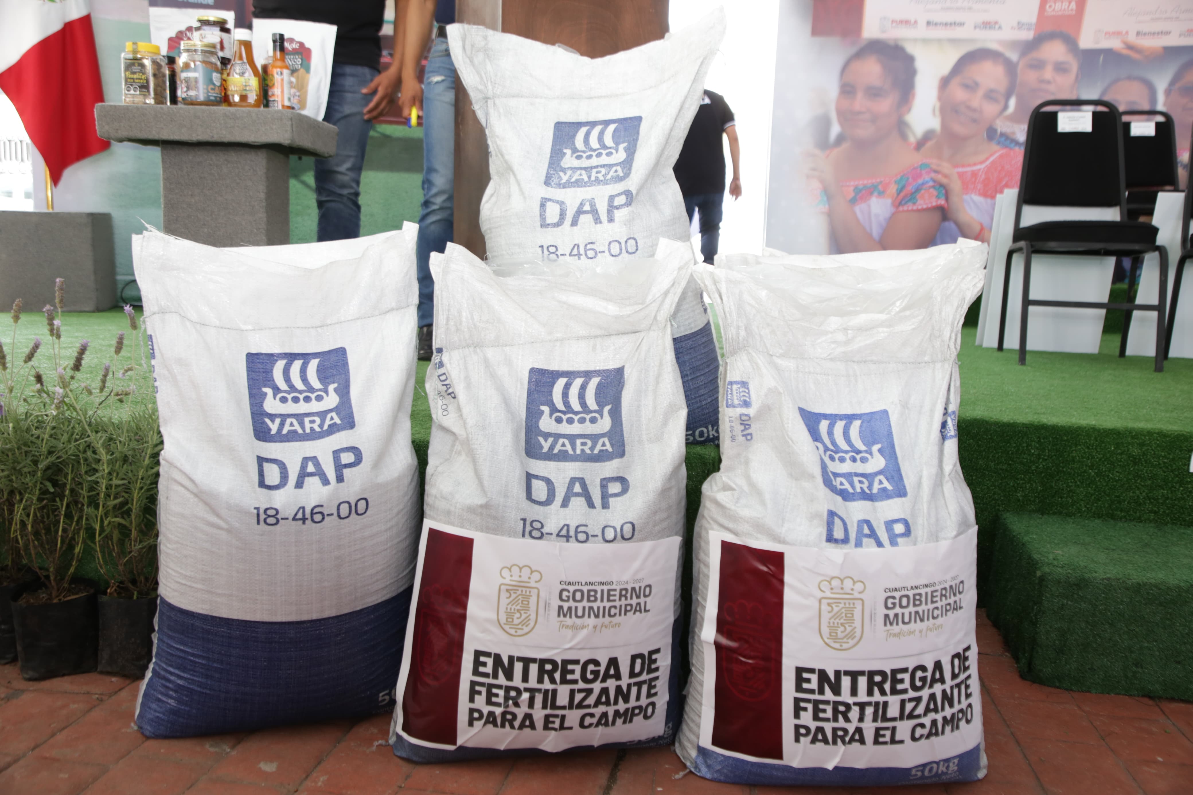 entrega de apoyos comunitarios cuautlancingo 3