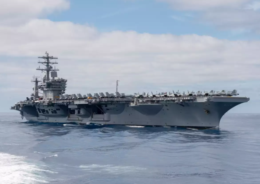 Sheinbaum confirma buques militares de EU en aguas del Caribe