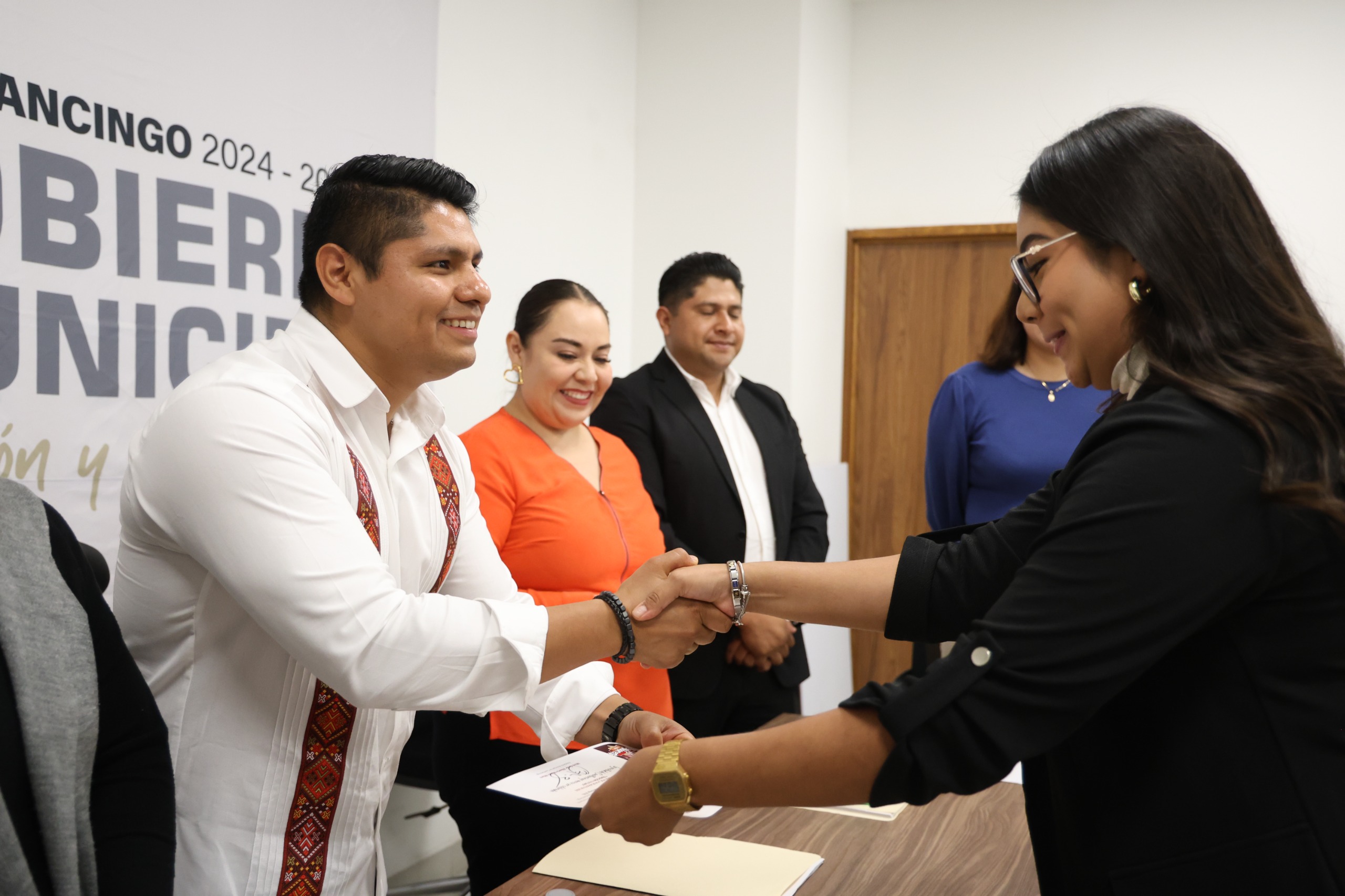 premian regidor x 1 día cuautlancingo 3