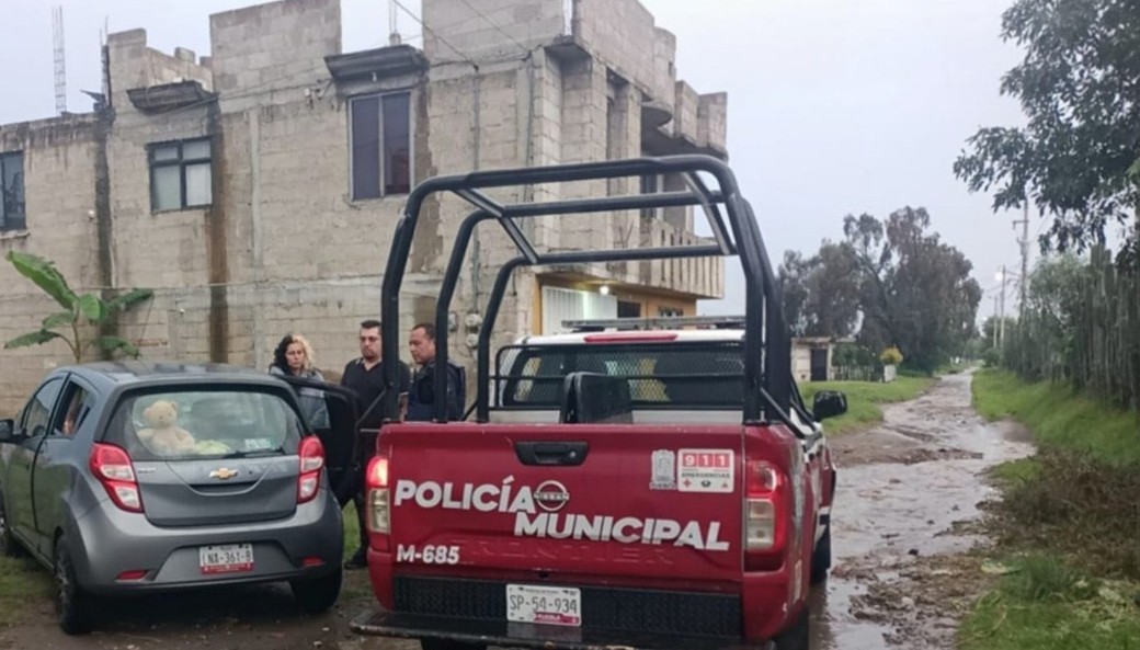 Policía y Marina evitan robo a familia en Texmelucan