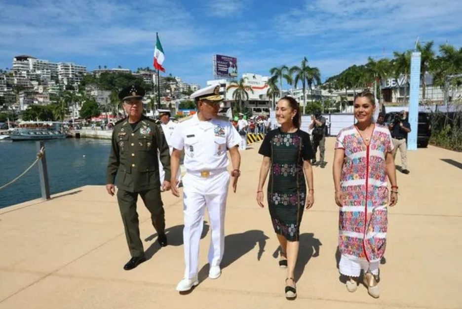 Inauguración del Marinabús en Acapulco