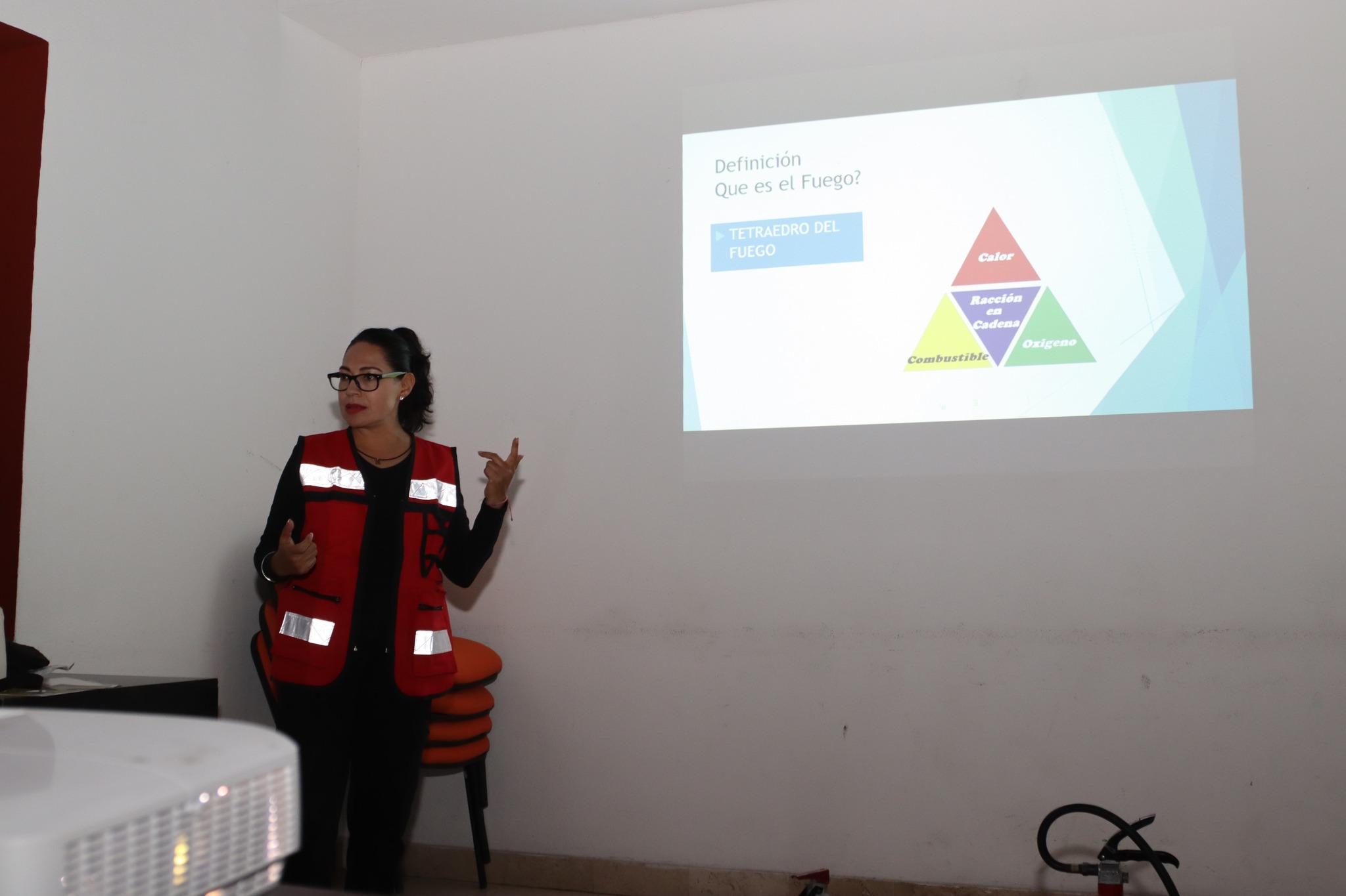 Capacitan a personal municipal para reforzar la seguridad durante la Feria de San Pedro Cholula