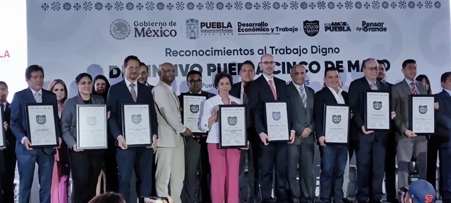 Reciben distintivo Cinco de Mayo 50 empresas en Puebla 